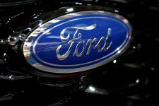 ford-faz-recall-de-125-mil-carros-por-falhas-que-podem-causar-incendio-no-motor