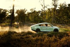 carro-movido-a-energia-solar-completa-viagem-de-1.000-km;-veja-video