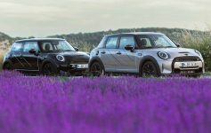 mini-cooper-mayfield:-carro-ganha-serie-inspirada-em-campos-de-lavanda